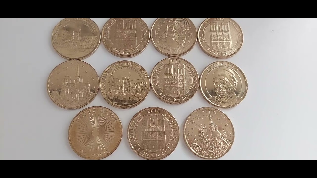 Paris,FRANCE🇨🇵Cath&eacute;drale Notre-Dame de Paris.18Dec2024(ReOpening Dec24). Souvenirs Gold Coins