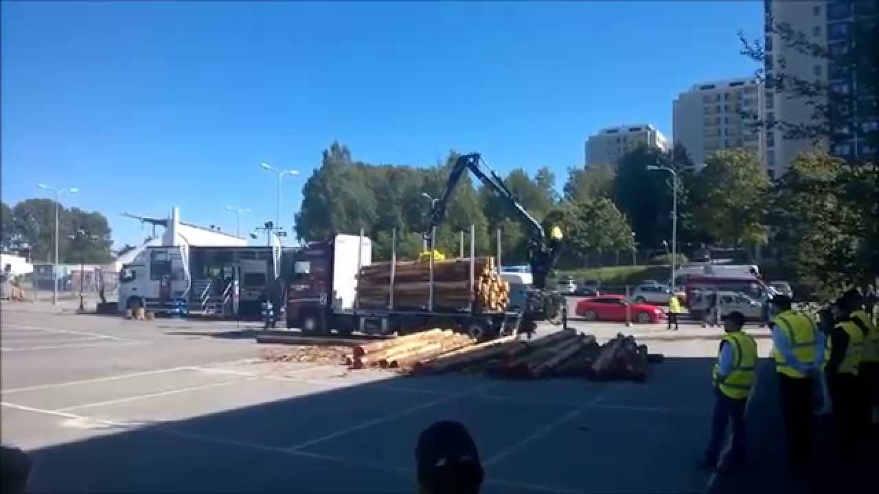 Лесной кран Loglift F118S: разгрузка древесины за 2 минуты