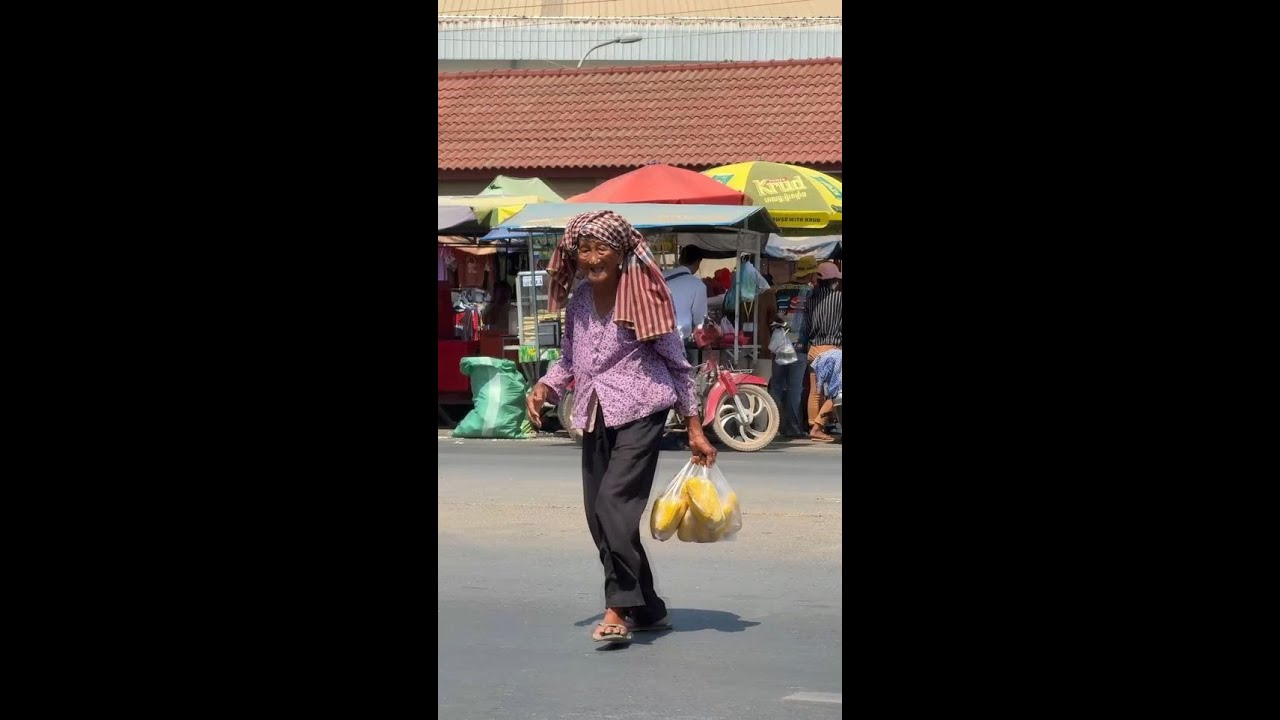 #Prank យកកង់យាយលាក់🙏😅 [Nook Nook idol]