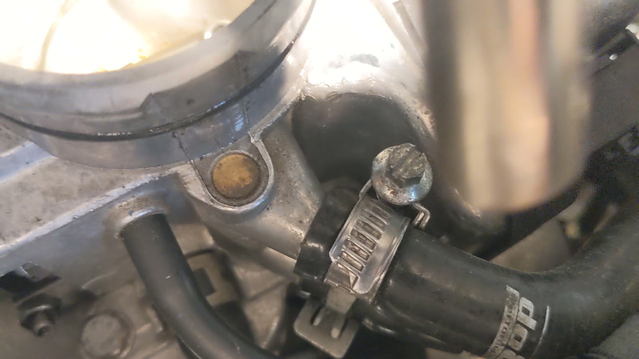 Saab 9-5 Throttle Body Replacement Overview
