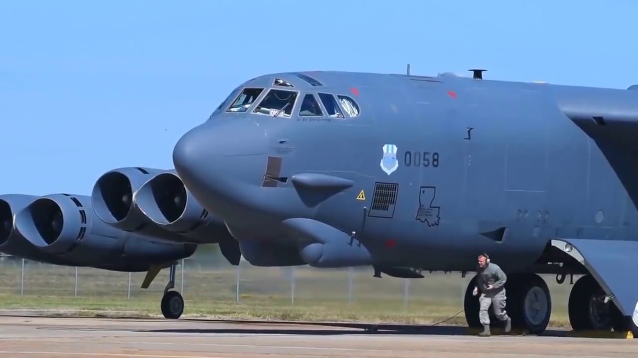 B 52 very Fast Startup!! Take Off U.S Airforce