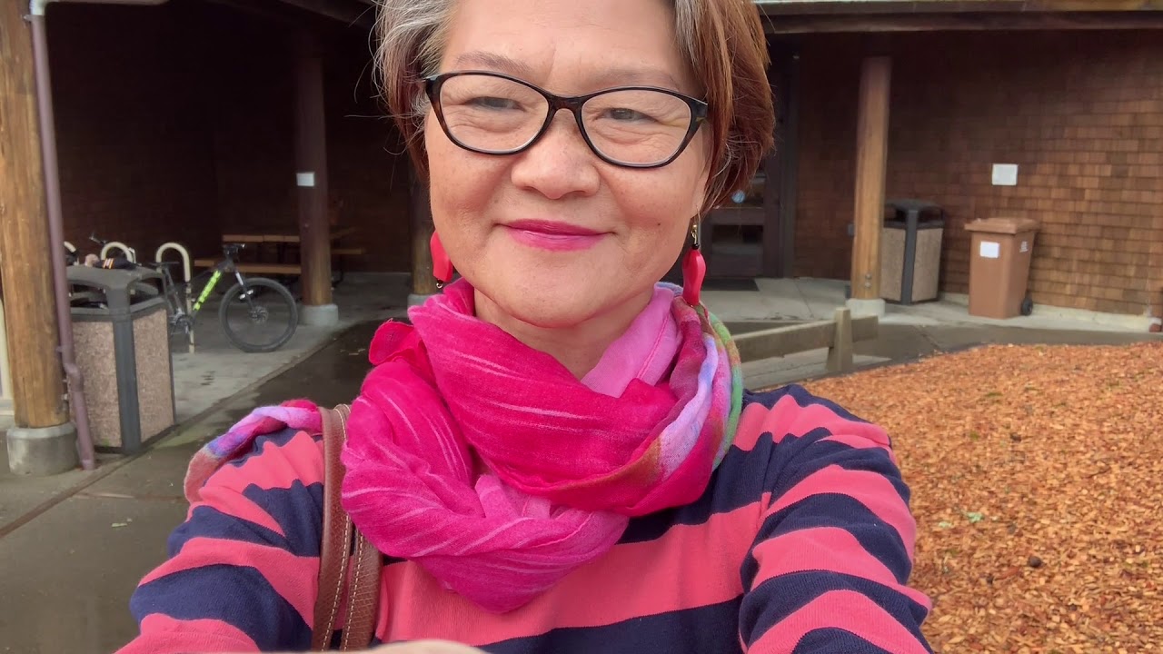 Tourist voiceover - Fairfax coffee shop and public library asmr