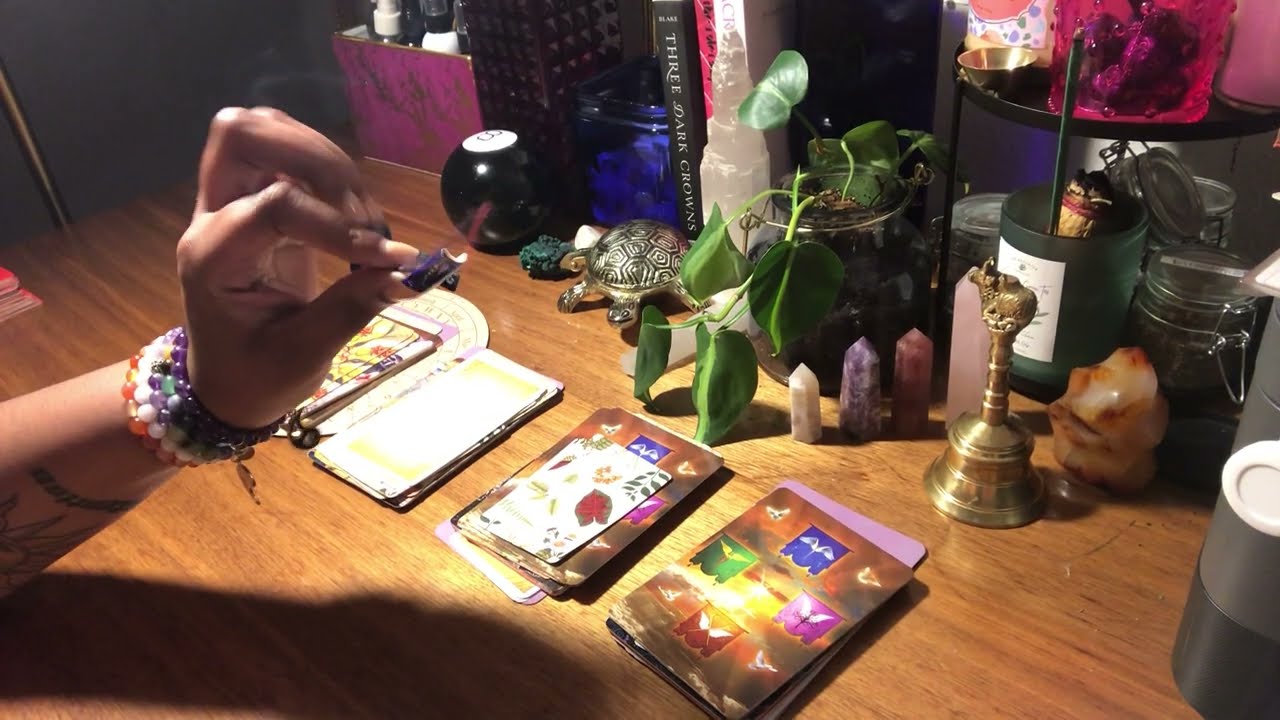 ❦ YOUR NEXT HOME ❦ LIVING SITUATION (style/design, energy of the home) — pick a card reading
