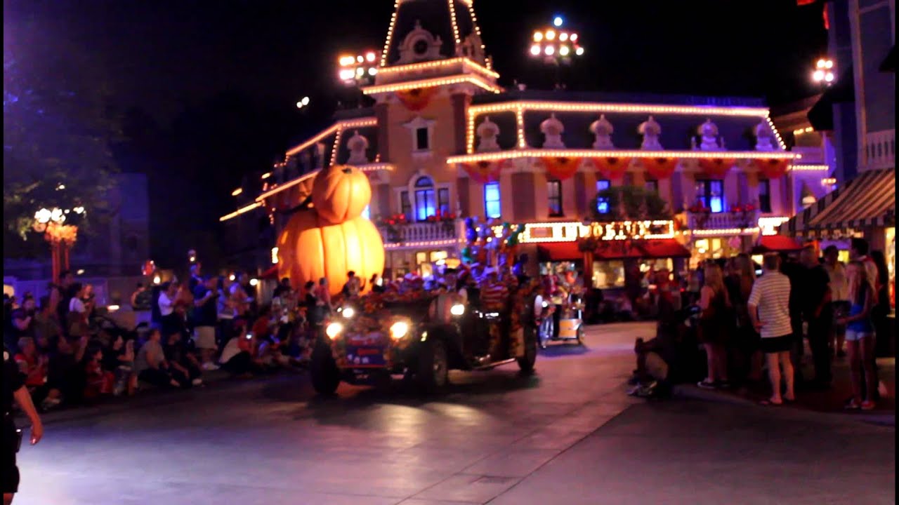 Mickey's Costume Party
