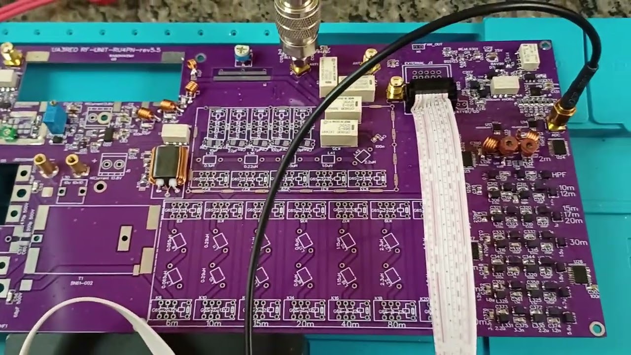 Transceptor SDR Wolf em processo de construção. 