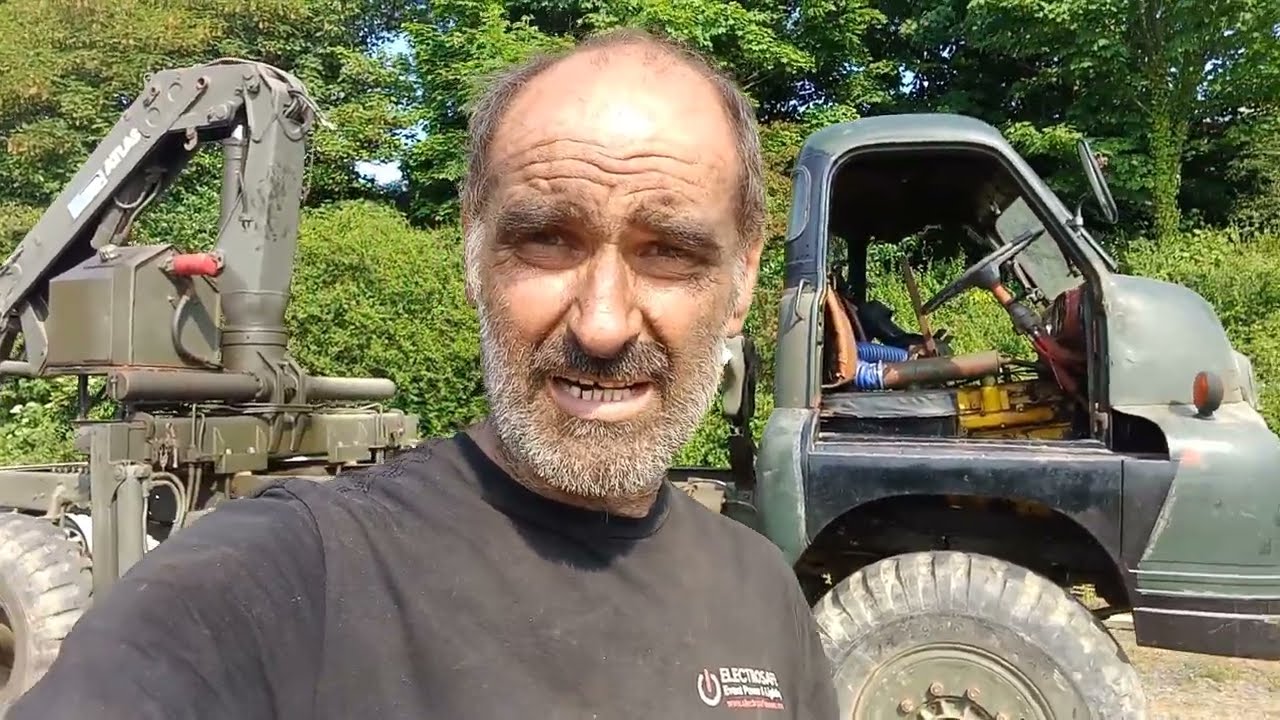 Bedford RL bringing her back to life part 2 #militaryvehicle #vanlifeuk  #bedford