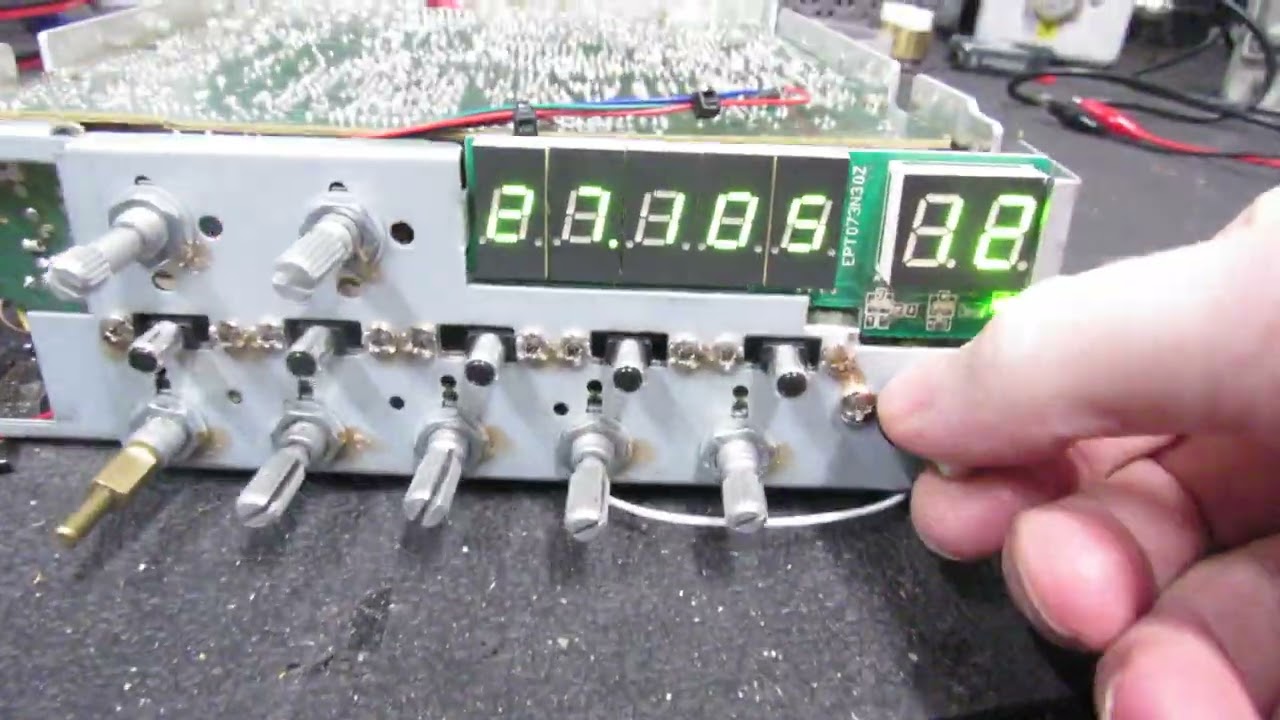 Galaxy DX 959- Part 2: Clarifier Unlock/10kc Switch Added