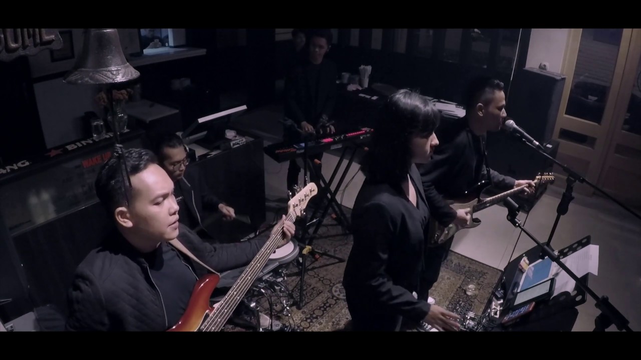 The Beatles - Let It Be (Live Cover)