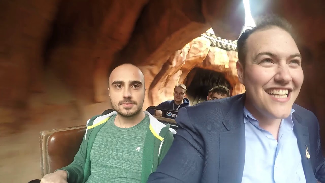 MDL Disneyland&reg;️ Paris Major: KuroKy Interview in Thunder Mountain