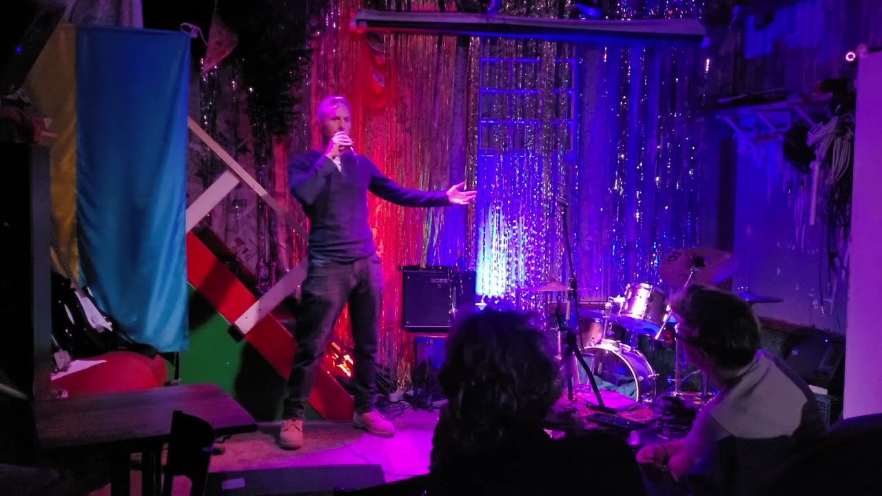 Stand up comedy: Russia - Ukraine War (David Sidman)