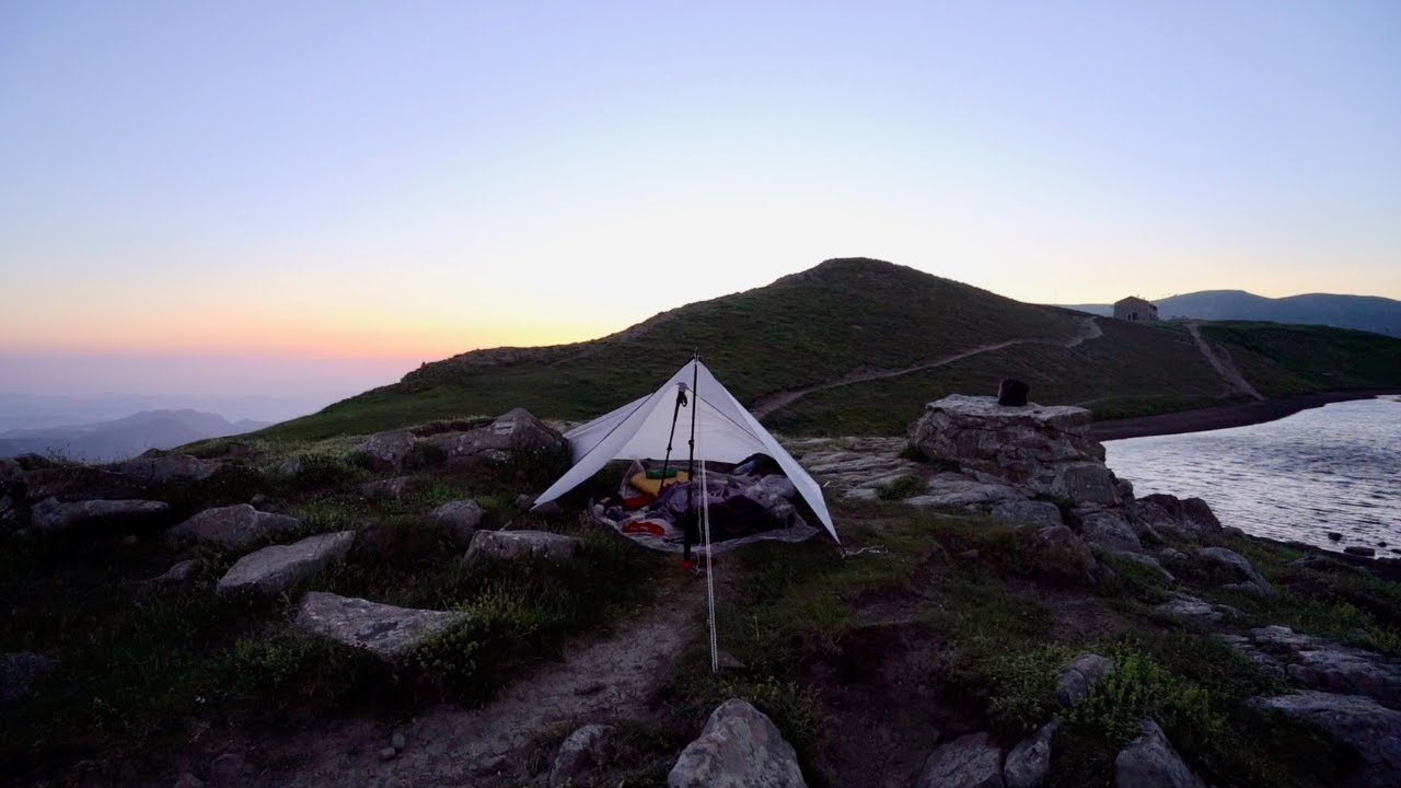 Notte in tarp al lago (con la febbre)