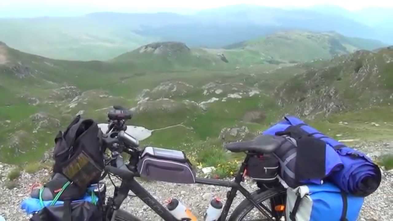 Kerékpárral a Déli Kárpátokban
