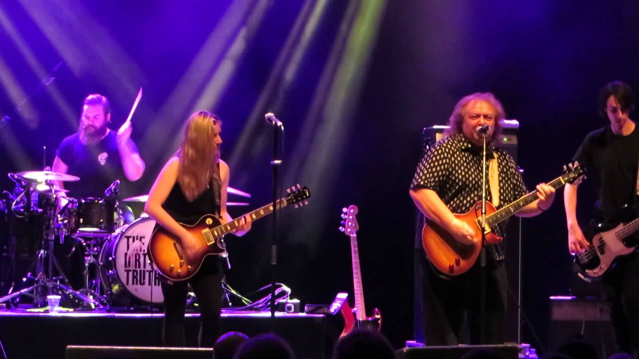 Joanne Shaw Taylor with Bernie Marsden - Walking in the Shadow of the Blues - Shepherd's Bush Empire