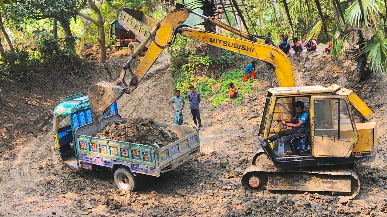 Cat Ms 070 Vs LATA Trolley Power | Digs a Pond & Loads LATA Trucks in Deep Mudi | Heavy Mudi Loading