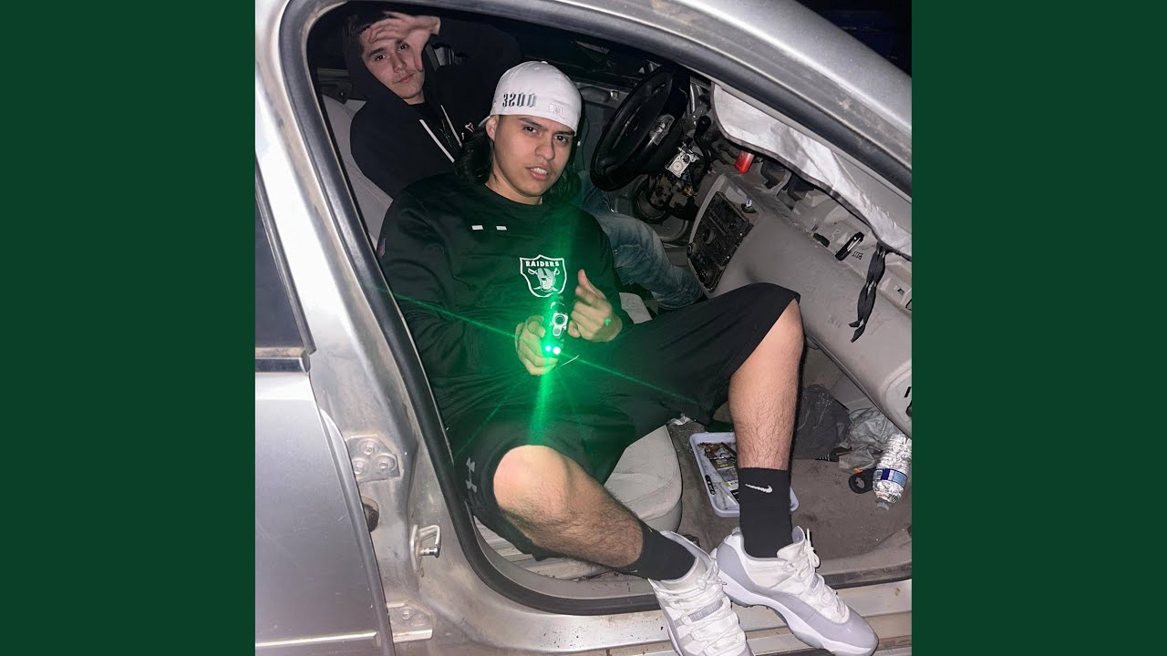 Gun smoke (feat. Baby Riccy)