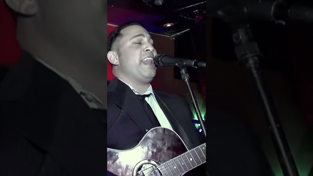 Octavio el Bachatero - Latin Music Band In Orlando Florida