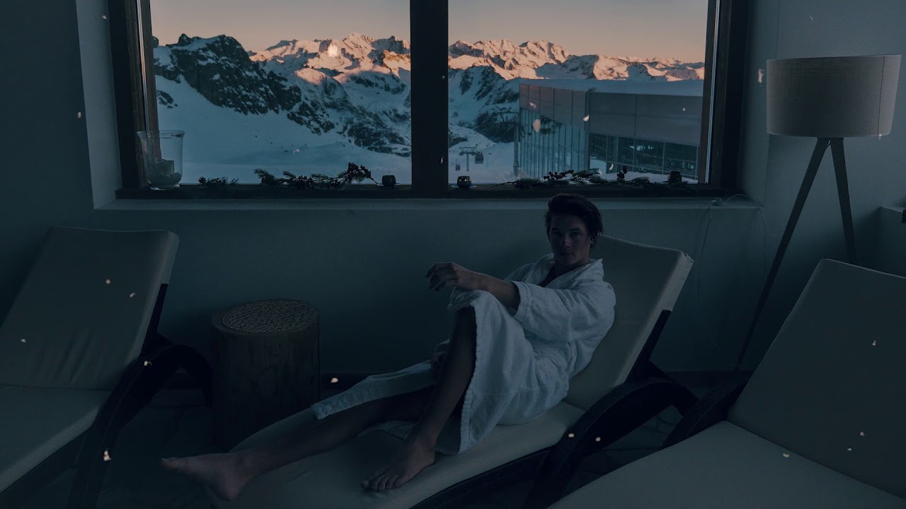 Ski.com's Epic Dream Job - Dolomiti, Italy