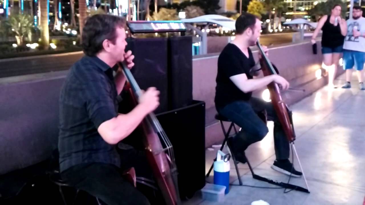 Gotye - Somebody That I Used To Know (Street Electric Cellist Cover)