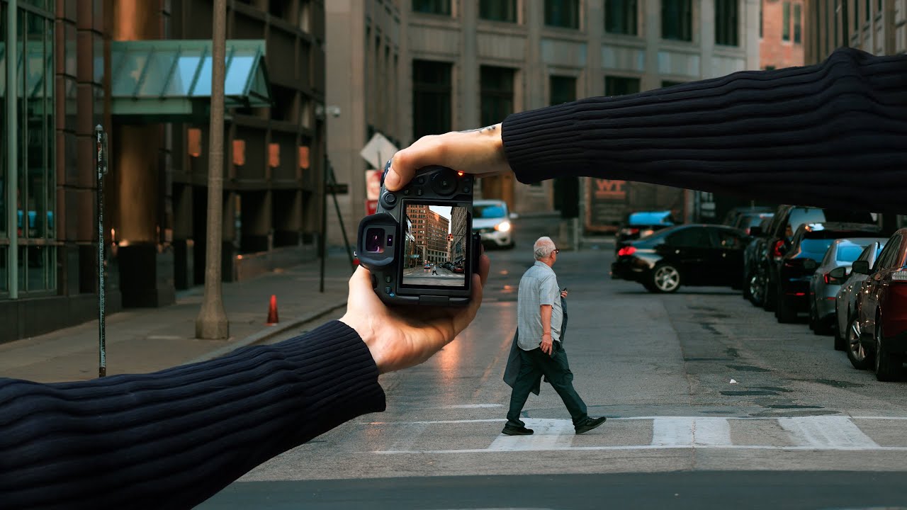 City Street Photography with the 85mm f/1 2 Ultra Lens and Canon R5