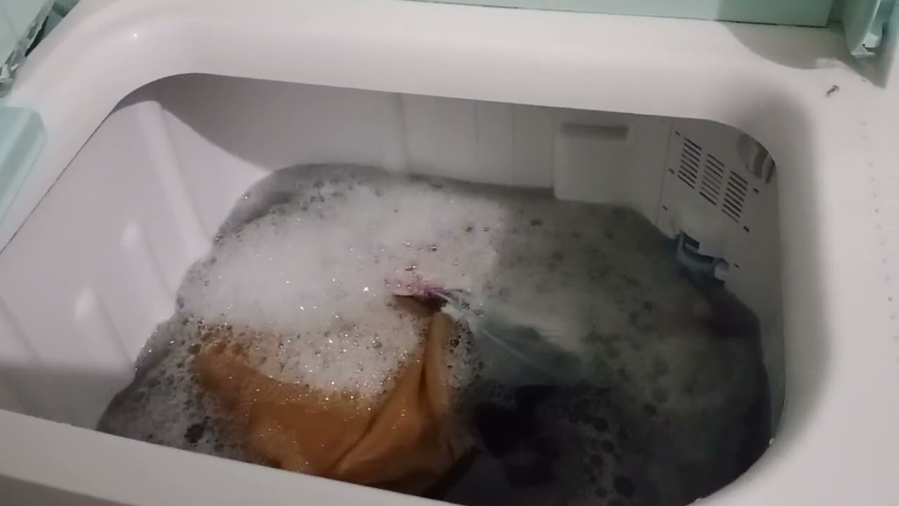 Kakak bersihkan kandang ayam dan bebek‼️membuat ikan kering untuk oleh oleh nanti kekampung.