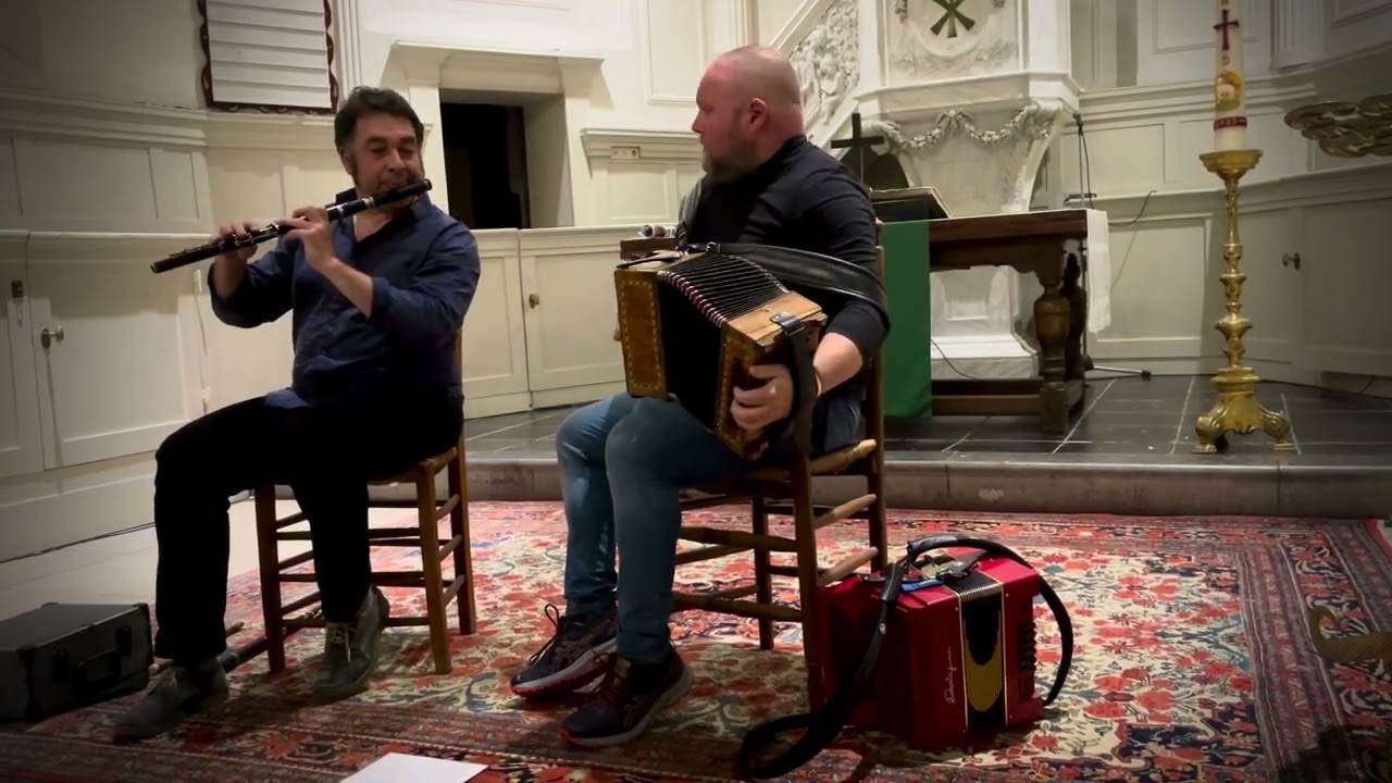 The Sunset & The Dragon Ship - Ies Muller & David Munnelly on wooden flute and Accordeon