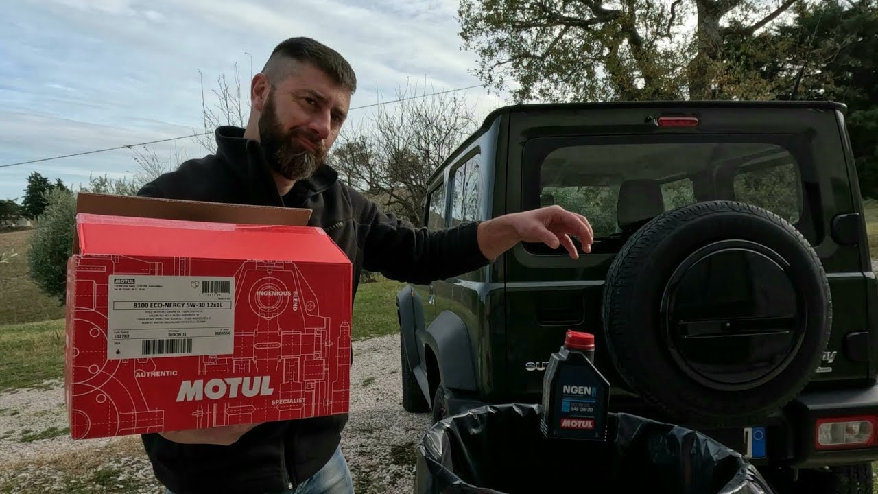 Butto via l'olio motore consigliato da Suzuki Motul NGEN SAE 0W-20