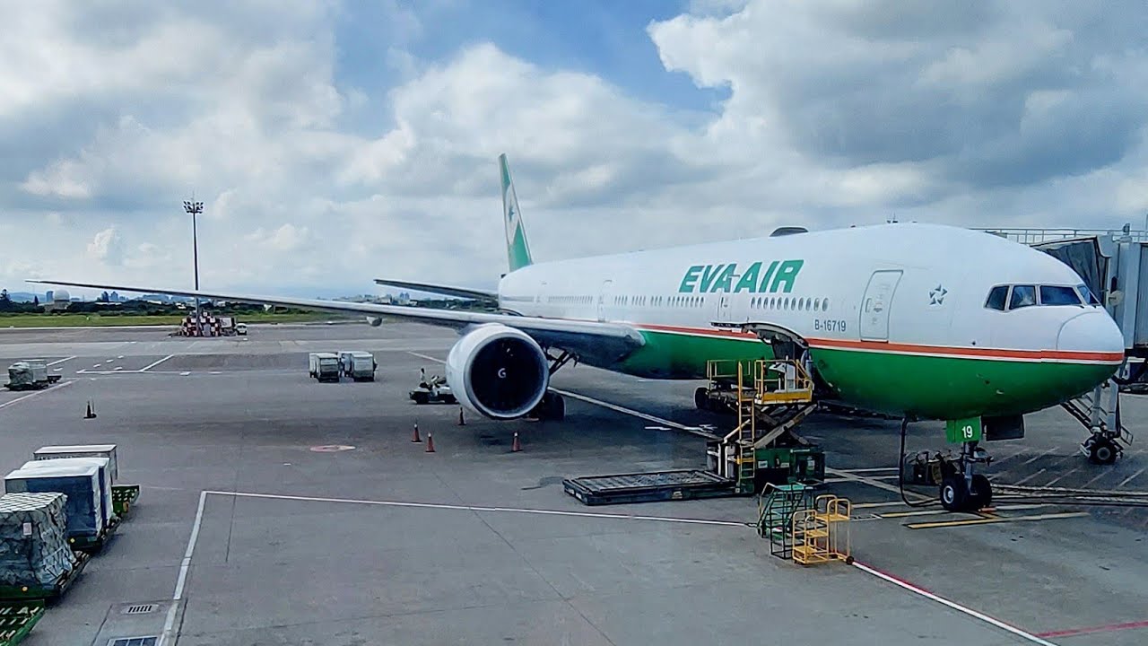 TRIP REPORT | EVA Air (Economy) | Boeing 777-300ER | Taipei Taoyuan to Manila