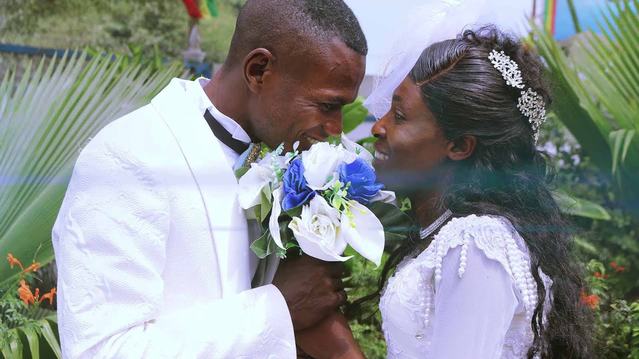 HEUREUX MARIAGE  HERVE ET TCHERINA