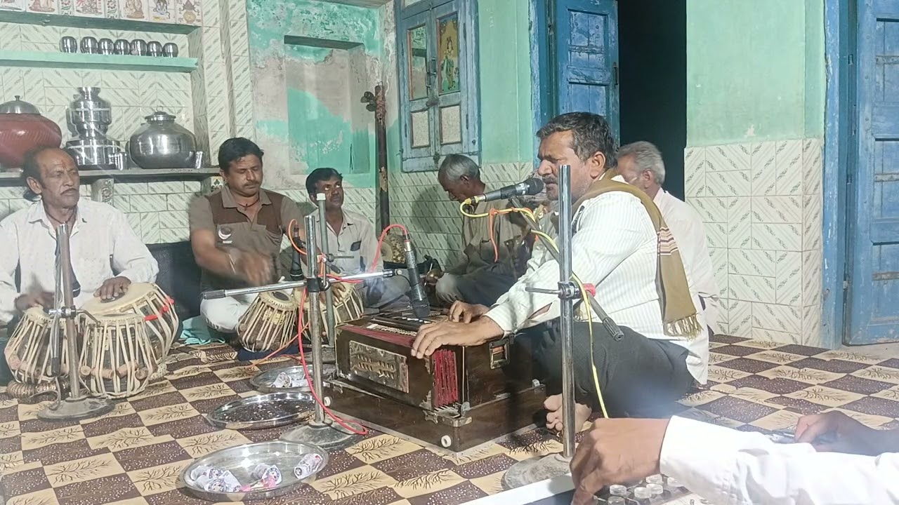 કુંભ ભરો ઘડુલો ભરી લાવે મારો સાયબો નકુભાઈ મેઘાણી ના સ્વરમાં