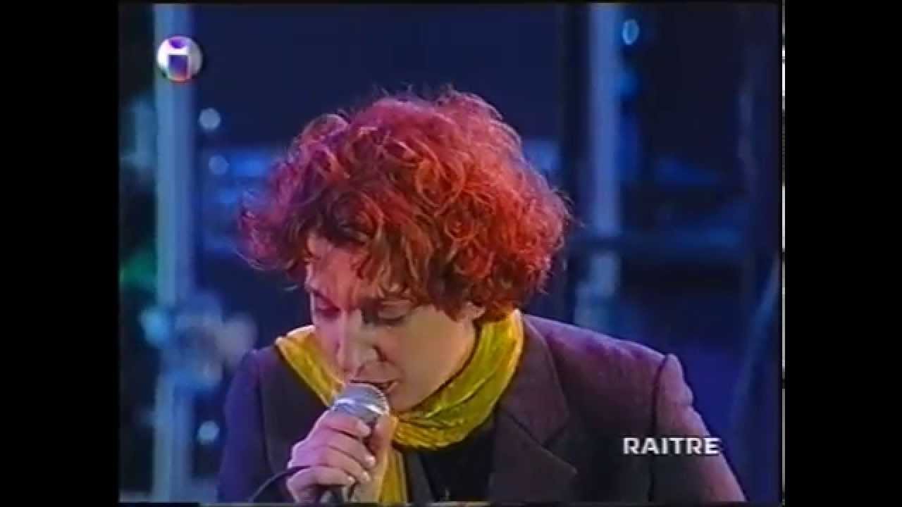 Dulce Pontes e Caetano Veloso - Estranha Forma de Vida