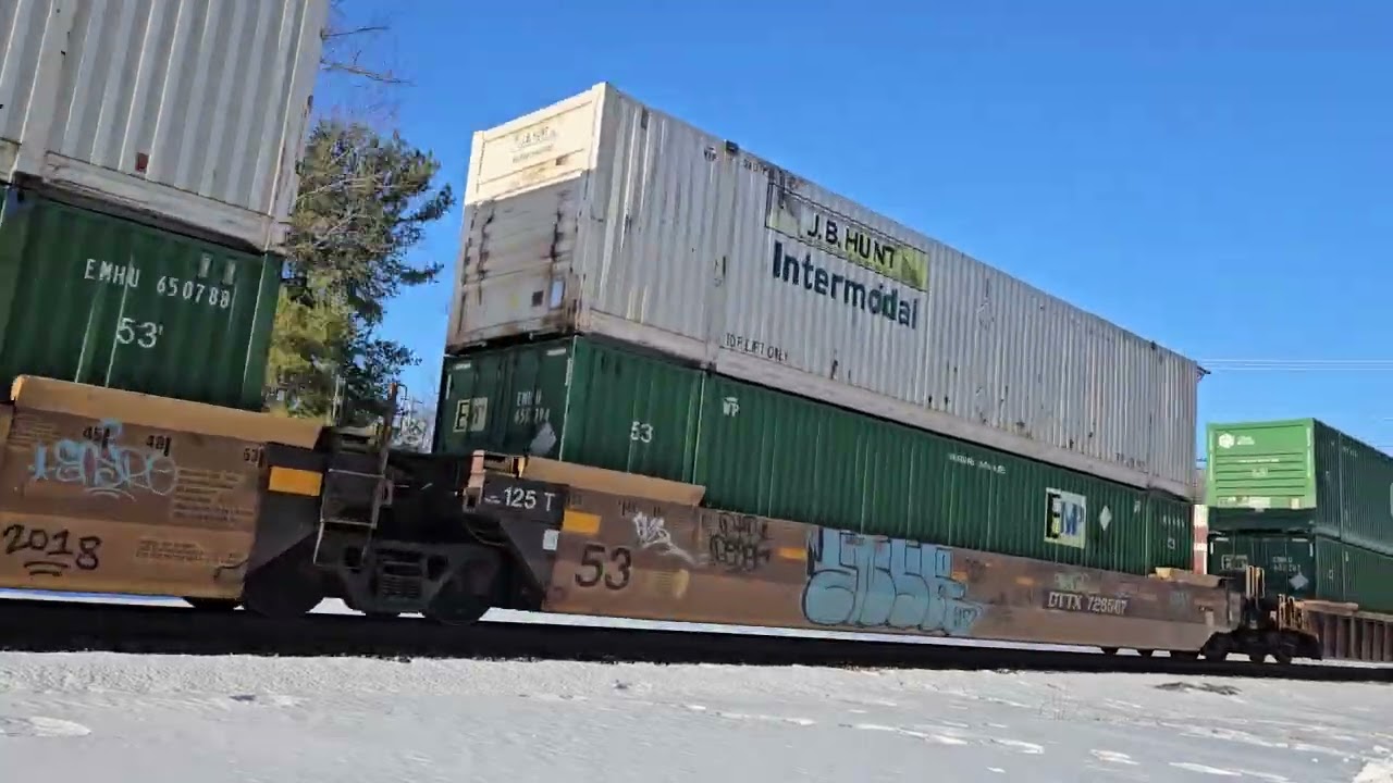 NS 1134 Leads NS 4890 NS 1062 NS 4028 on NS 27A Passing Through in Boyce VA