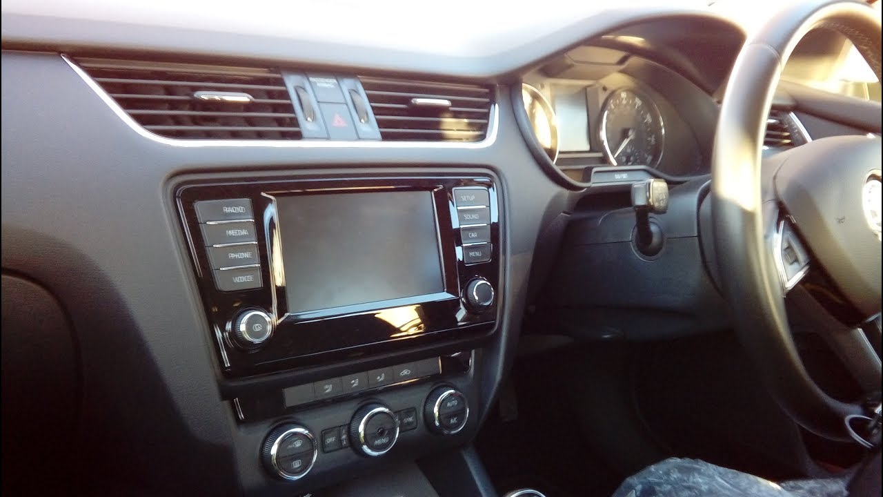 How to install a dash cam to fuse box Skoda Octavia 2012-2018