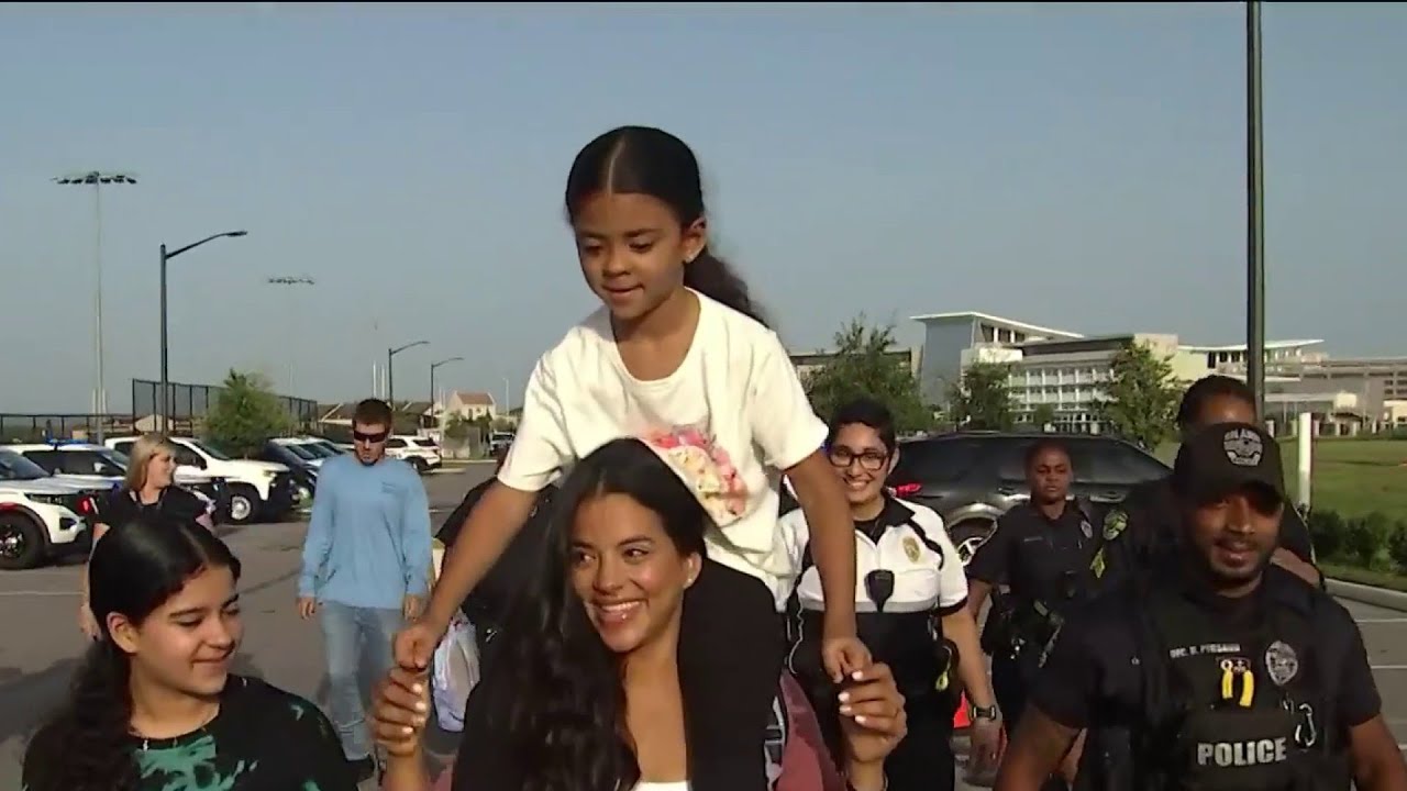 Kissimmee police accompany fallen officer’s youngest daughter to first day of kindergarten