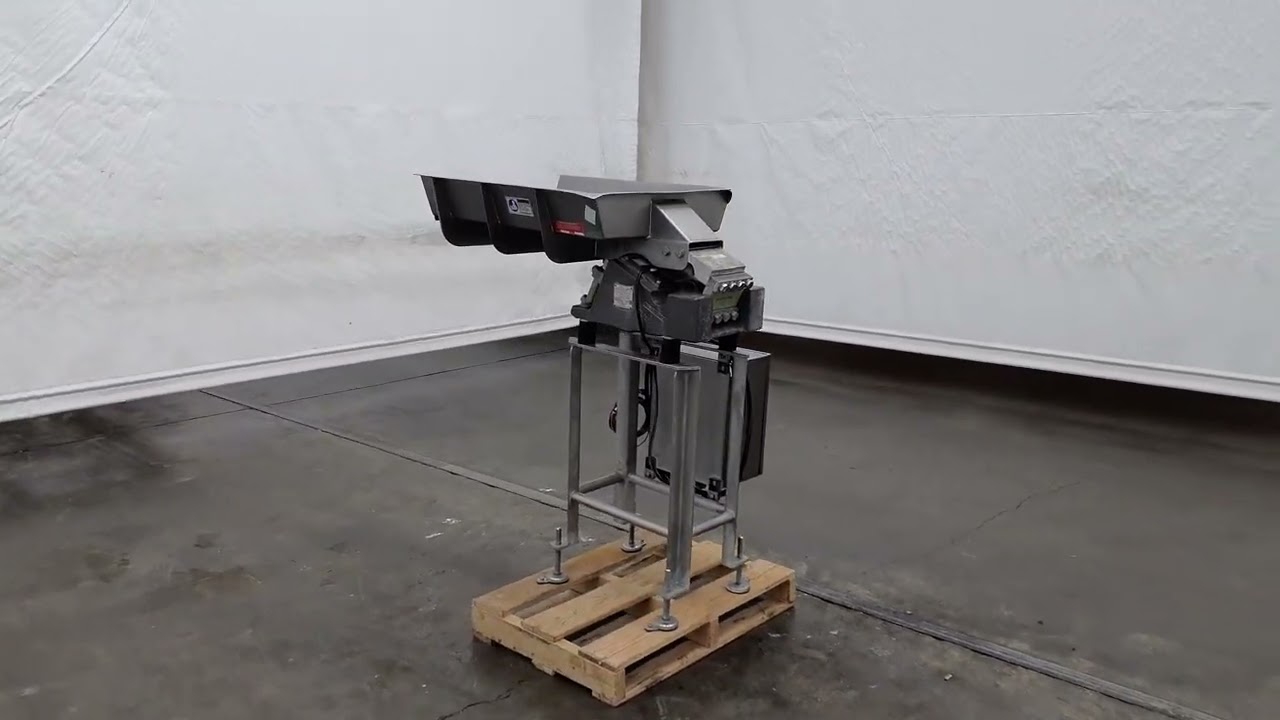 E329225 - Eriez N4X Un-115-15A-FW Stainless Steel Vibratory Feeder