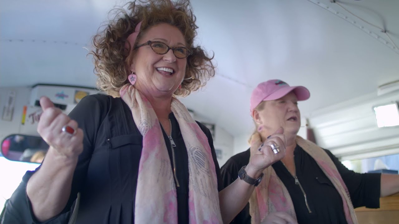 The Story Behind One Of Nashville's Hottest Attractions — Hey Nashville Presents NashTrash Tours