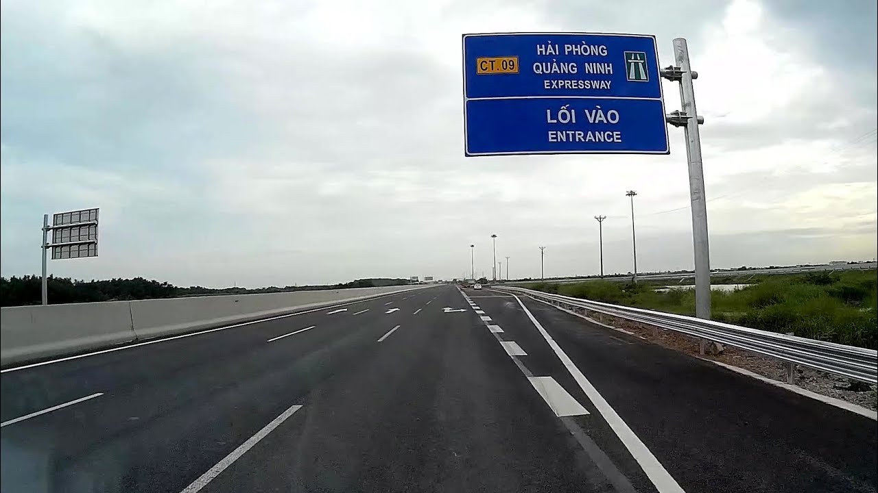Tham quan cầu Bạch Đằng (Cao tốc Hải Phòng - Hạ Long, Quảng Ninh)