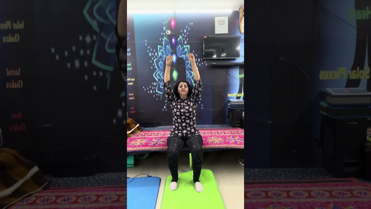 अपने बेड या सोफे पर बैठ कर भी कर सकते हैं एक्सरसाइज/Yoga session for senior citizens | Dr. Sandhya