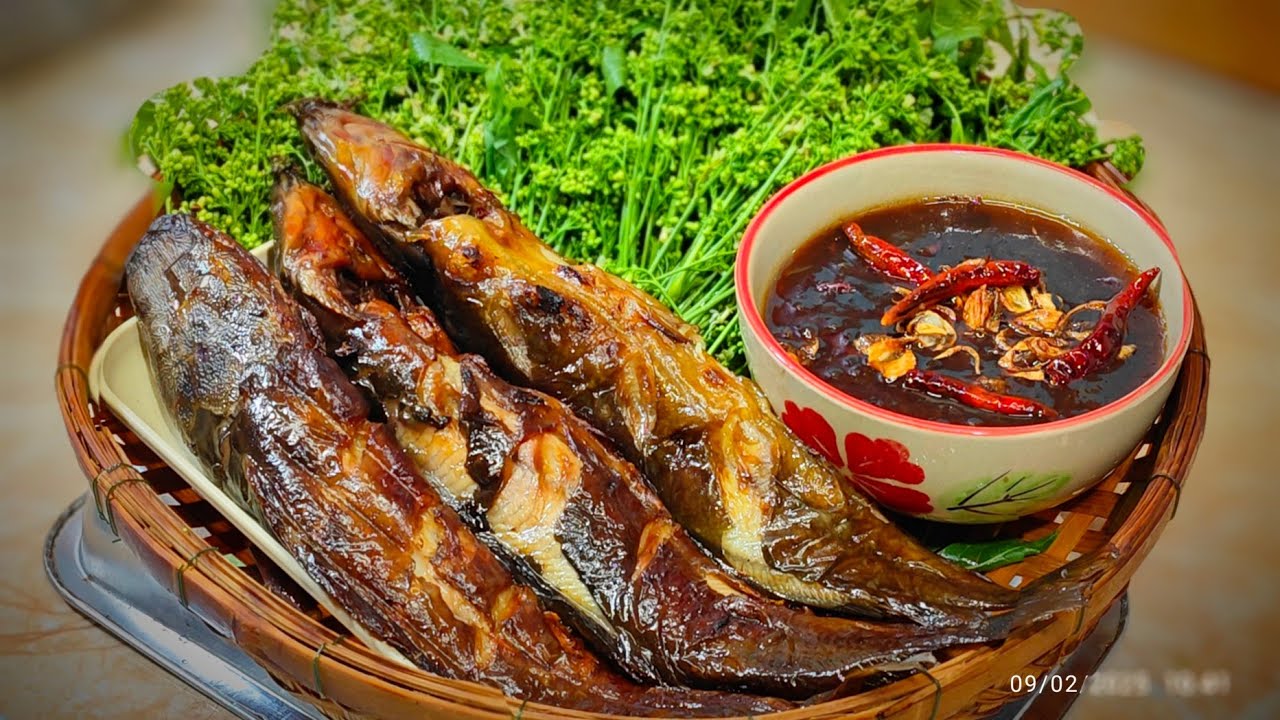 ទឹកត្រីផ្អែមផ្កាស្តៅត្រីអណ្ដែងអាំង ធ្វើបែបនេះទើបត្រូវ Delicious food channel