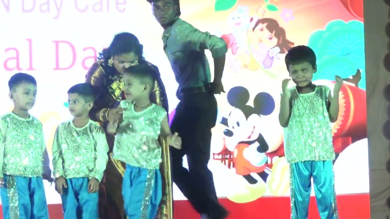 Lutt Putt Gaya Little Angels Dance