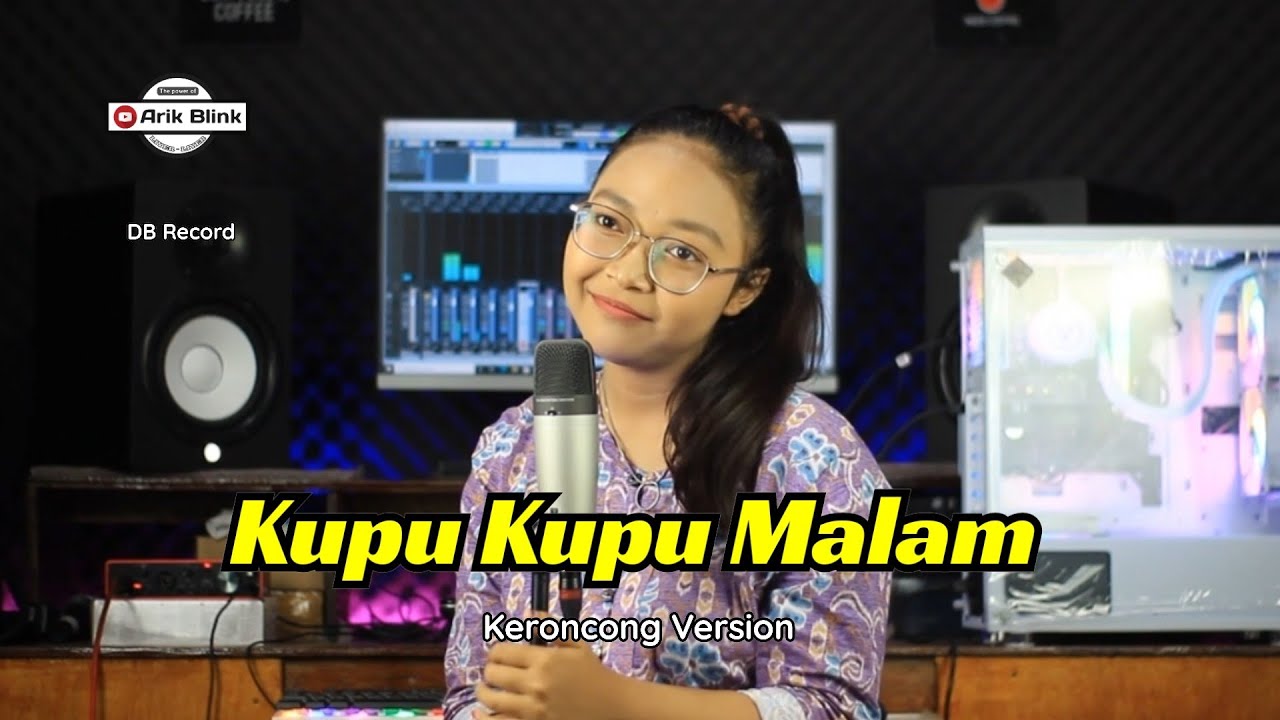 KUPU KUPU MALAM 