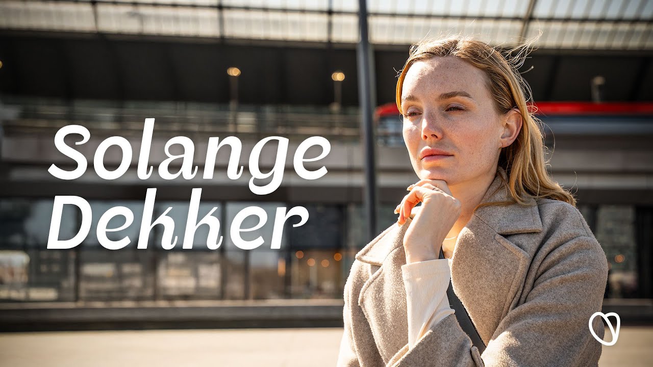 Beyond the Mirror: Solange Dekker's Facial Feminization Surgery Documentary 🦋
