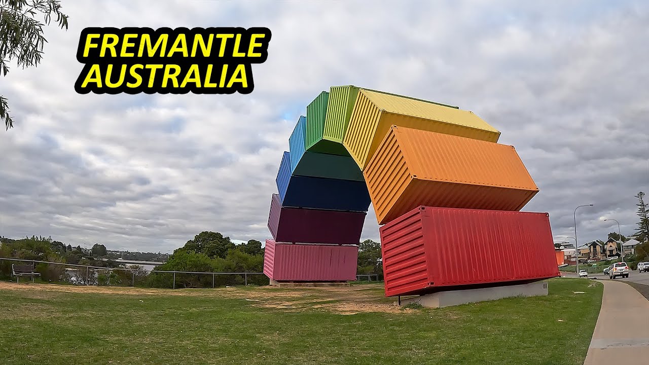 Walking Tour: FREMANTLE, Western Australia - Rainbow Containers, Fremantle War Memorial