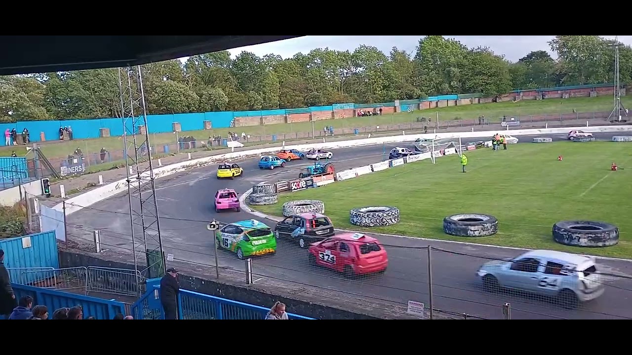 Cowdenbeath racewall - prostock basics heat 1