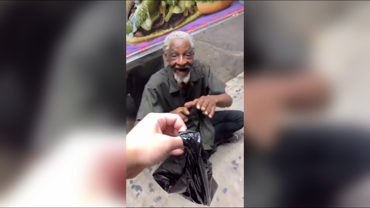 $400 HIDDEN IN ICE CREAM FOR HOMELESS MAN 🙏❤️ #shorts
