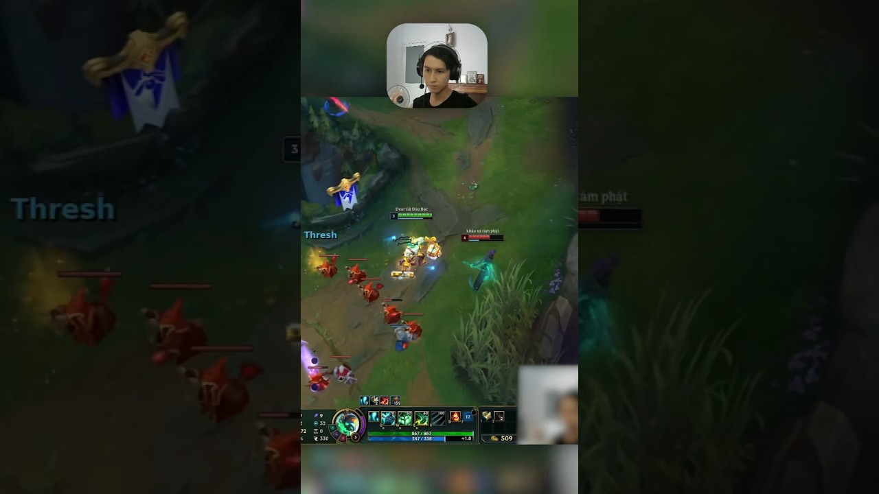 G&atilde; Đầu Bạc Thresh: Anh Lao C&ocirc;ng May Mắn #1 #gadaubacthresh #nhinxatrongrong #thresh #lol