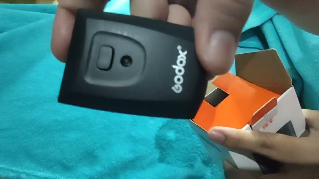 Unboxing Godox TT520 II Speedlight Flash from Shopee