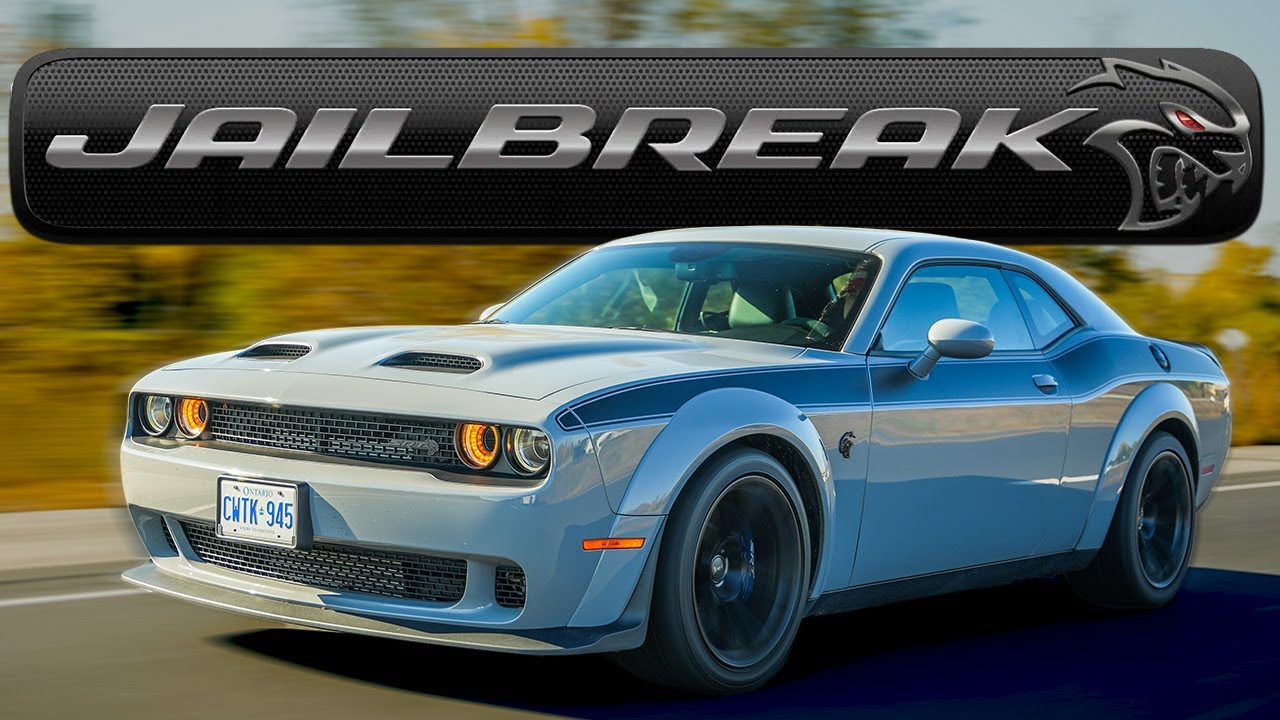 V8s Aren't Going Anywhere! #dodgechallengerhellcat #jailbreak