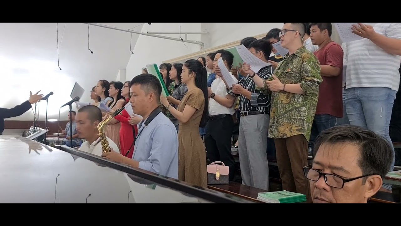 Chính Mình Máu Chúa. St:Tri Văn Vinh .