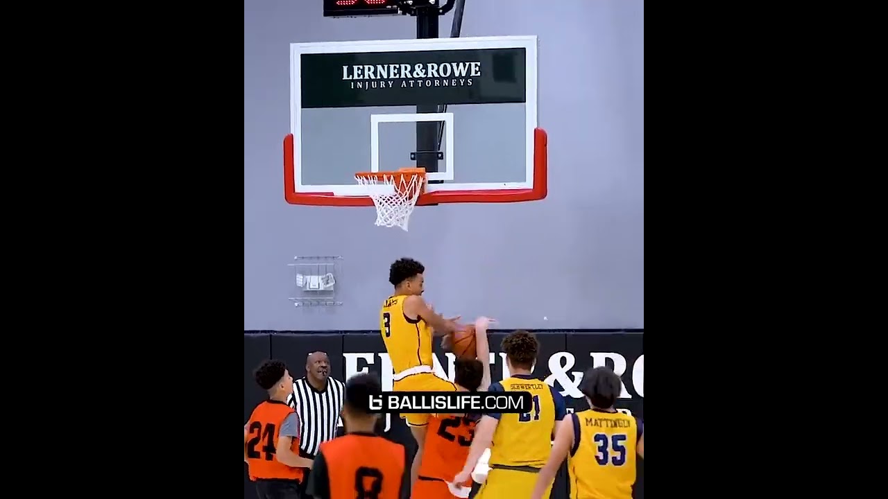 14y/o Elijah Williams with a MONSTAR BLOCK!! 😳🔥