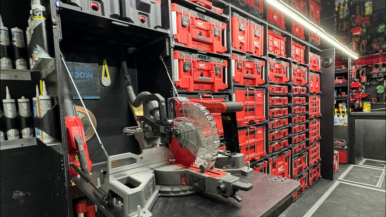 Экскурсия по трейлеру Milwaukee Packout Tool, часть 2